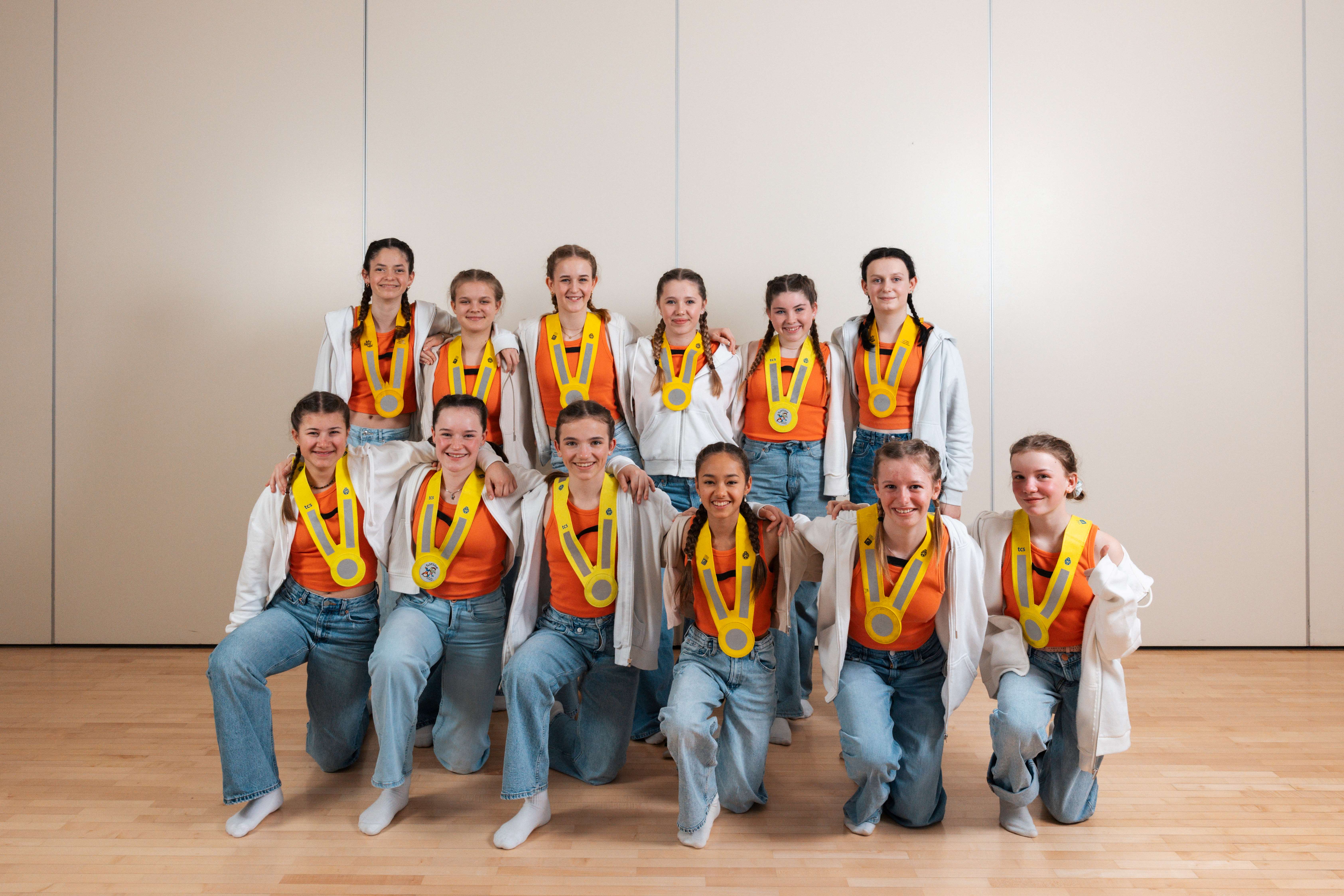 11 The Joyful Girls - Kategorie B