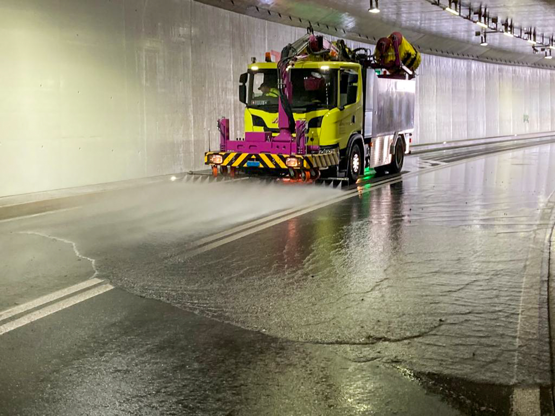 TBA STUH Tunnelreinigung